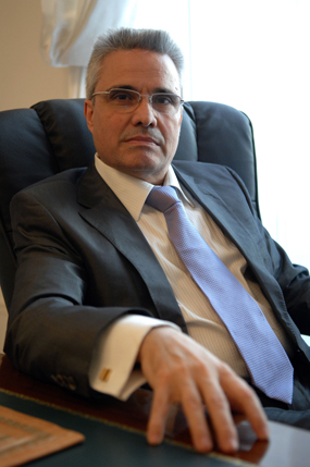 Dr Allouche